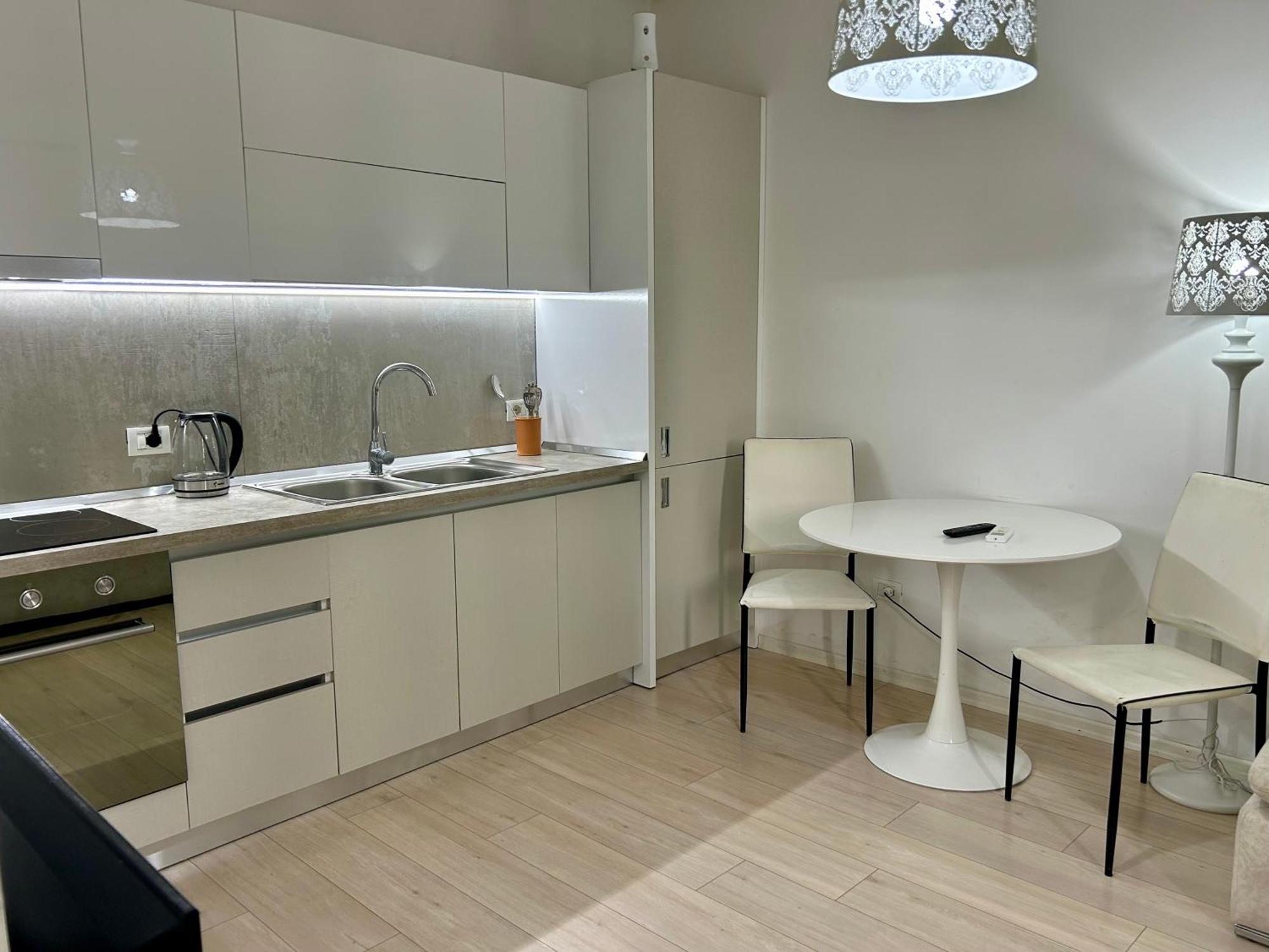 A&X Lovely And Central Apartment - 24H Self Check-In Тирана Экстерьер фото